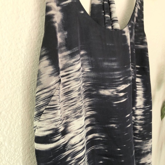 BCBGMaxazria Silky Tank top - Picture 3 of 7